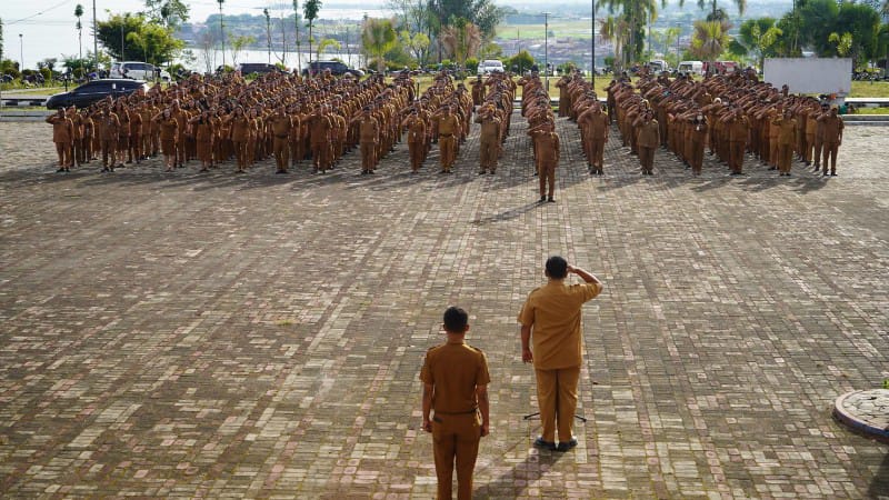 Toba Officials Urged to Accelerate Programs, Raise Fire Awareness
