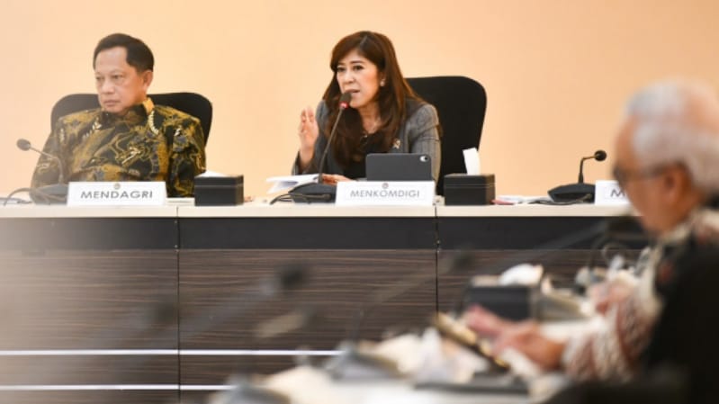 Indonesia Sets Minimum Age of 16 for Social Media Access