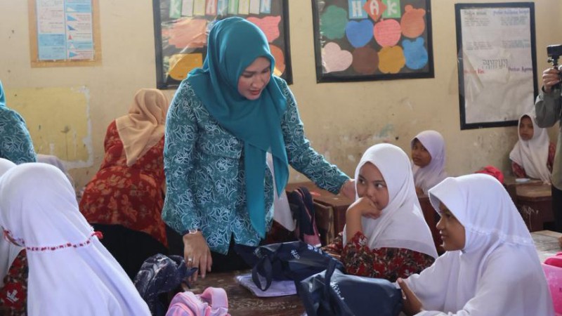 Bunda Guru Aceh Reinforces Student Support in Tanah Rata After Flood Disaster