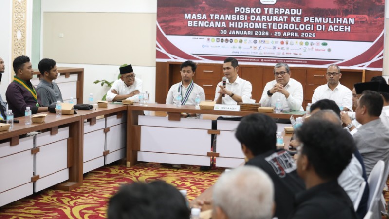 Students Urge Revision of Aceh Health Insurance Regulation