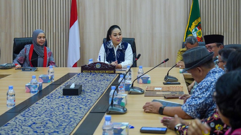Airin Praises MPK Sumut&ndash;Aceh Art Competition for Children's Creativity Development