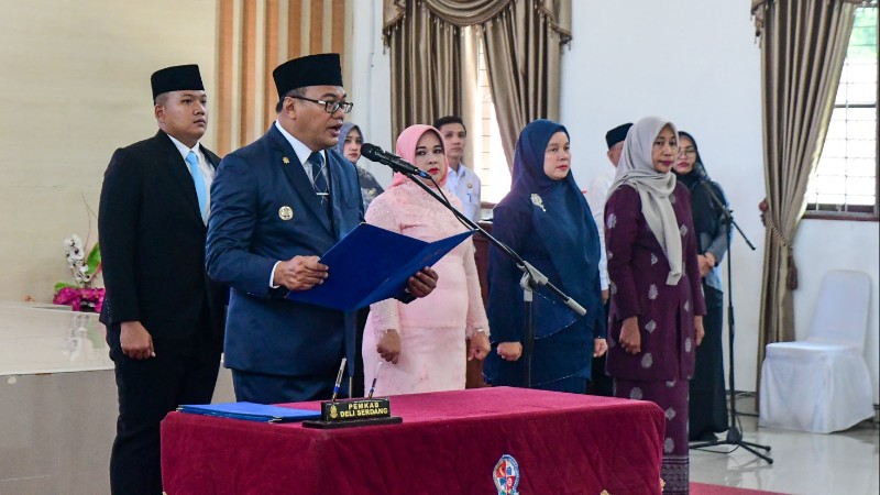 Asri Ludin Appoints 20 Officials in Deli Serdang