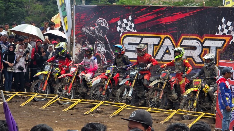 Thousands Flock to UD Datu Ketol Grasstrack 2026 Final in Aceh Tengah, Event Ends Safely and Orderly