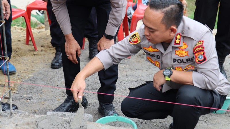 Aceh Tengah Police Builds New Home for 75-Year-Old Woman in Heartwarming Social Initiative