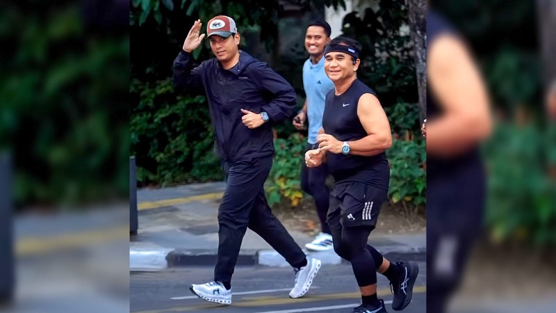 Rico Waas Joins Citizens at Medan Lapangan Merdeka CFD and Calls for Healthy Lifestyle