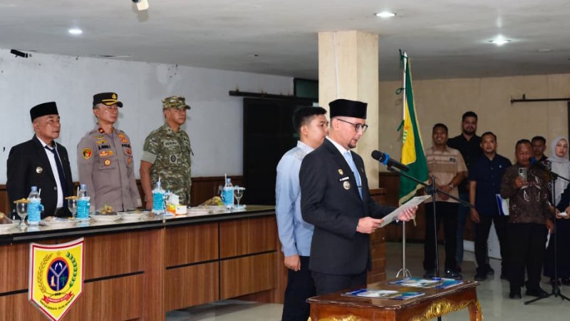 Regent of South Labuhanbatu Strengthens Bureaucratic Reform, 43 Officials Officially Sworn In