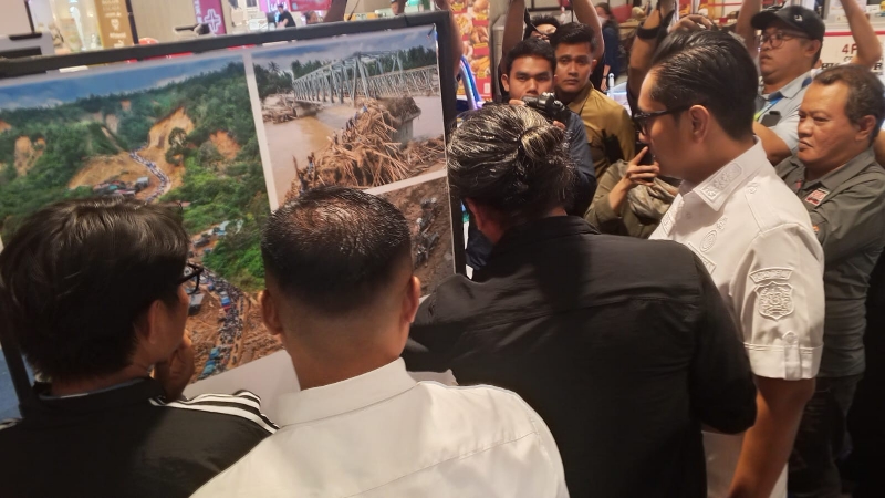 &ldquo;Prahara Pulau Emas&rdquo; Photo Exhibition Captures Suffering and the Will to Rise Again