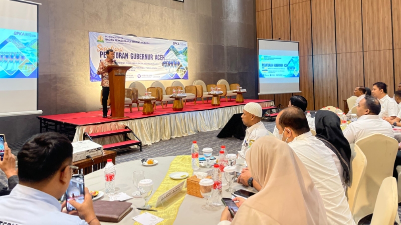 Fadhlullah Urges Aceh Samsat to Lead by Example with BL Plates