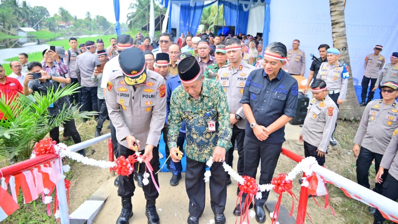 Jembatan Merah Putih Presisi Bridge Officially Opens in Muaro Jambi