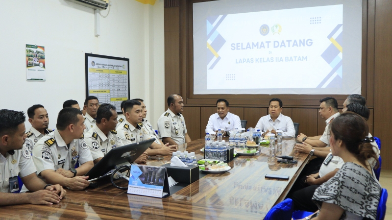 Kemenko Law, Human Rights, Immigration and Corrections Reviews Batam Prison Readiness
