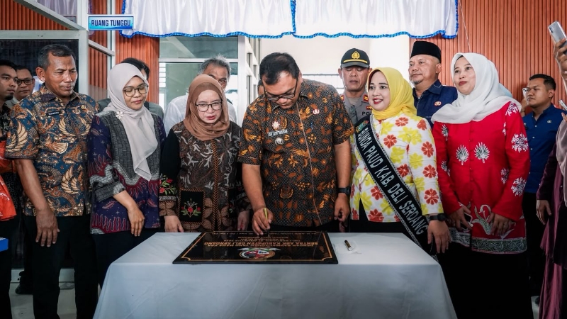 Deli Serdang Regent Opens Center for Children With Special Needs