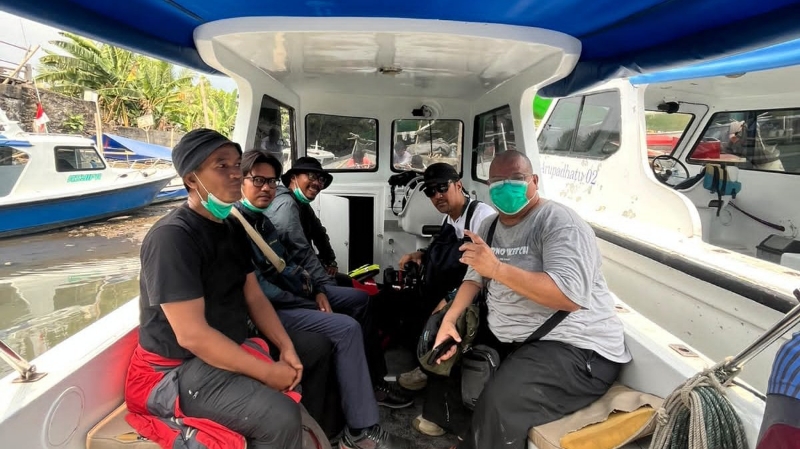 PFI Steps Up Search for Five Journalists Missing Near Anak Krakatau
