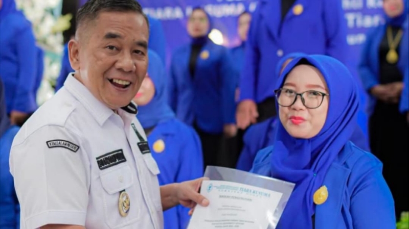Labuhanbatu Selatan Deputy Regent Urges Tiara Kusuma to Strengthen Professionalism and Creative Economy
