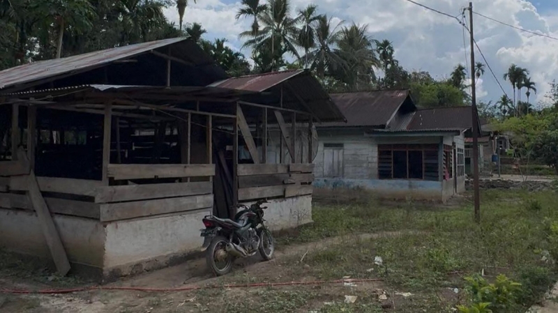 Tanjung Baru Village in North Sumatra Gradually Empties as Residents Move Away