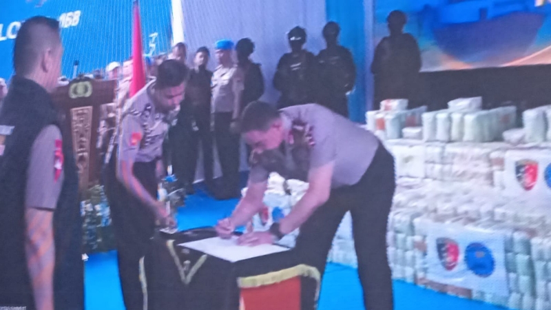 Deli Serdang Backs Anti-Drugs Drive as 800kg of Ketamine Seized