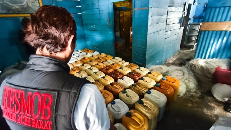Police in Aceh Barat Seize 1,650 Litres of Subsidised Diesel