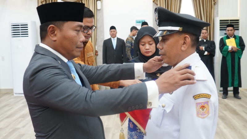 Deli Serdang Deputy Chief Swears In 54 Officials and Calls for Integrity